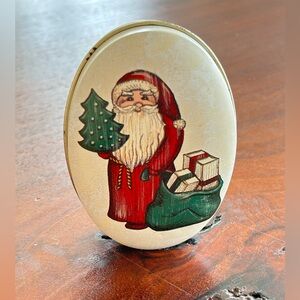 1988 Vintage Oval Tin - Santa Claus - Small